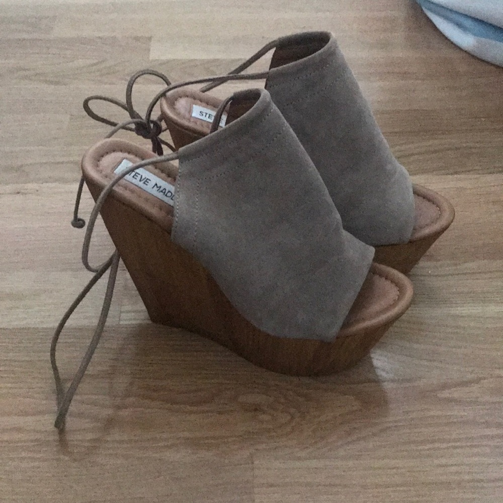 Steve Madden Wedges